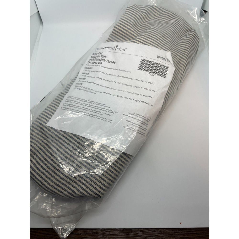 NEW Pampered Chef Wine Bag